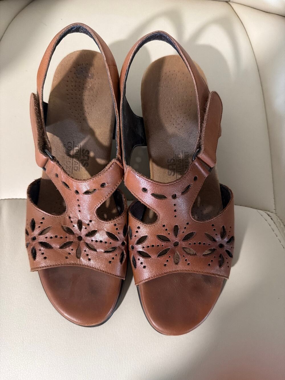 Women’s SAS Sunburst Tripad Comfort strappy Sandal Size 8.5